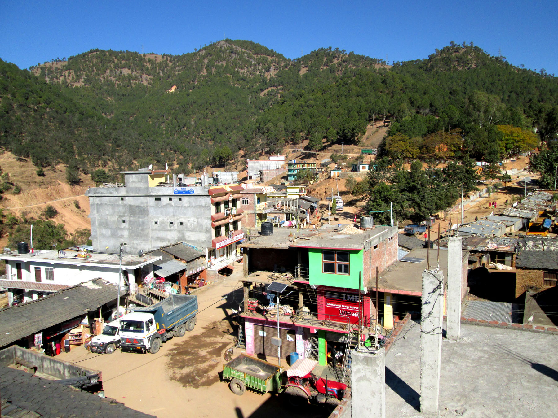 बैतडीको पाटनमा खानेपानीको अभाव, बृहत खानेपानी योजना अझै सम्पन्न भएन